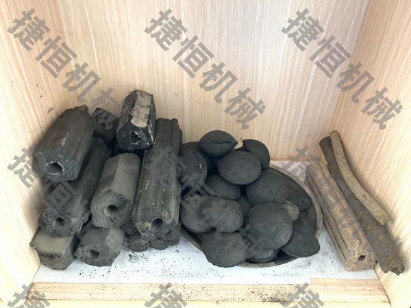 鋸末炭制成碳棒